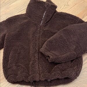 Like New Women’s  So cute! Lululemon Sherpa Brown Jacket Size 6